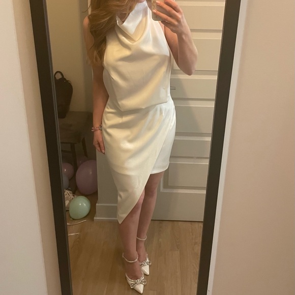 Elliatt White Alter Dress from Revolve - Small - Picture 4 of 6